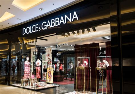 dolce and gabbana stock chart